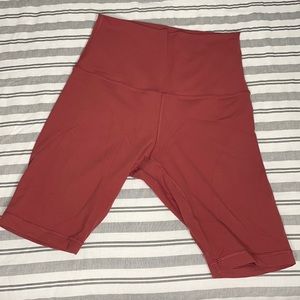 Align shorts 8”